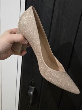 Dream Pairs Glitter Gold Sparkly Block Closes Toe Heels Size 8.5 Formal Prom